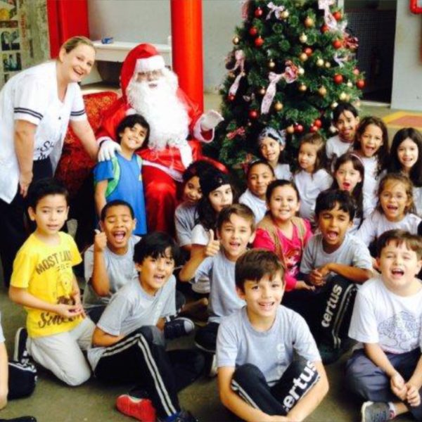 Educação Infantil e primeiros anos fundamental têm um dia com o Papai Noel no Certus